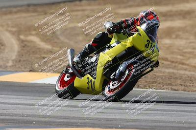 media/Feb-07-2025-CVMA Friday Practice (Fri) [[7034960ba2]]/4-Racer 4/Session 3 (Turn 8)/